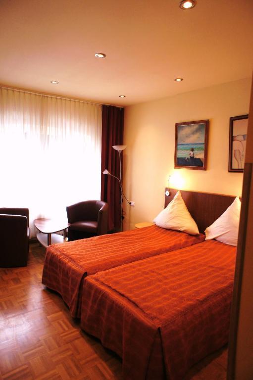 City Hotel Mannheim Room photo